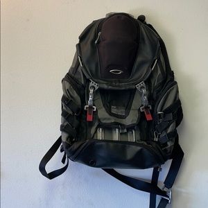 Oakley Kitchen Sink Backpack